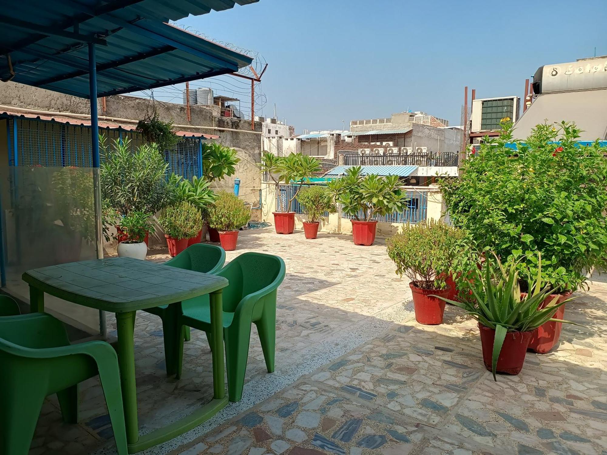 Hotel Majors Den New Delhi Exterior foto
