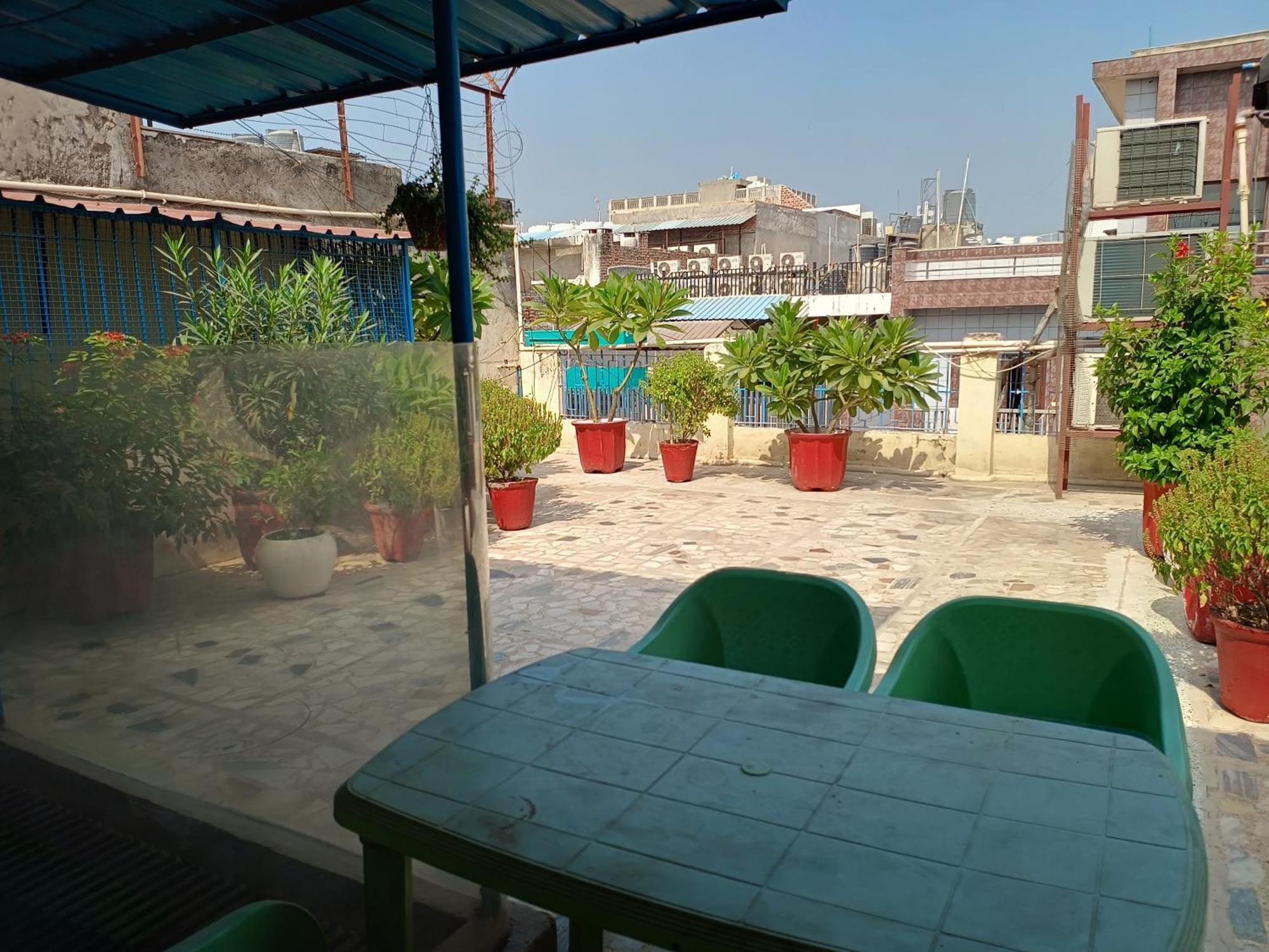 Hotel Majors Den New Delhi Exterior foto