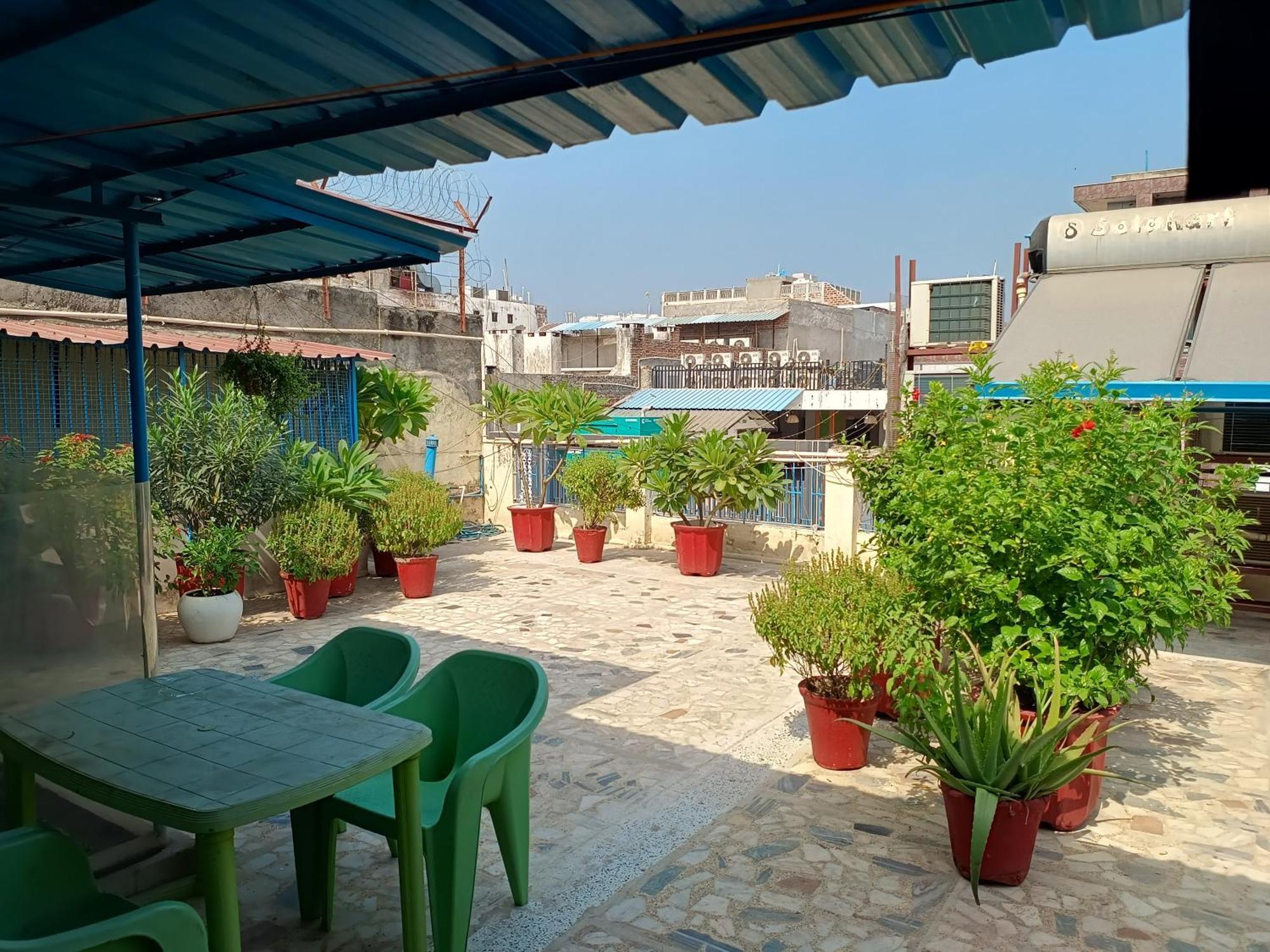 Hotel Majors Den New Delhi Exterior foto