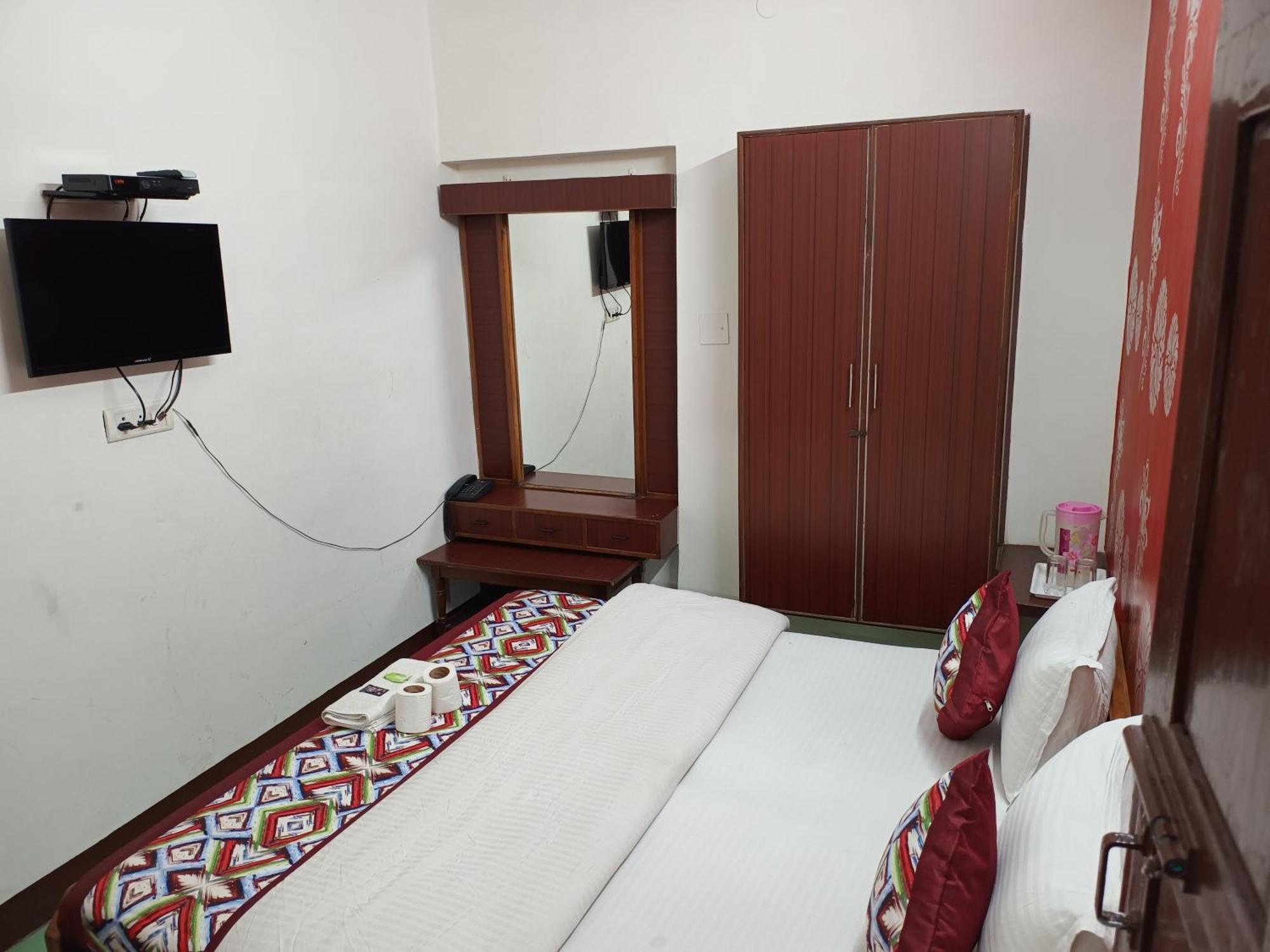 Hotel Majors Den New Delhi Exterior foto