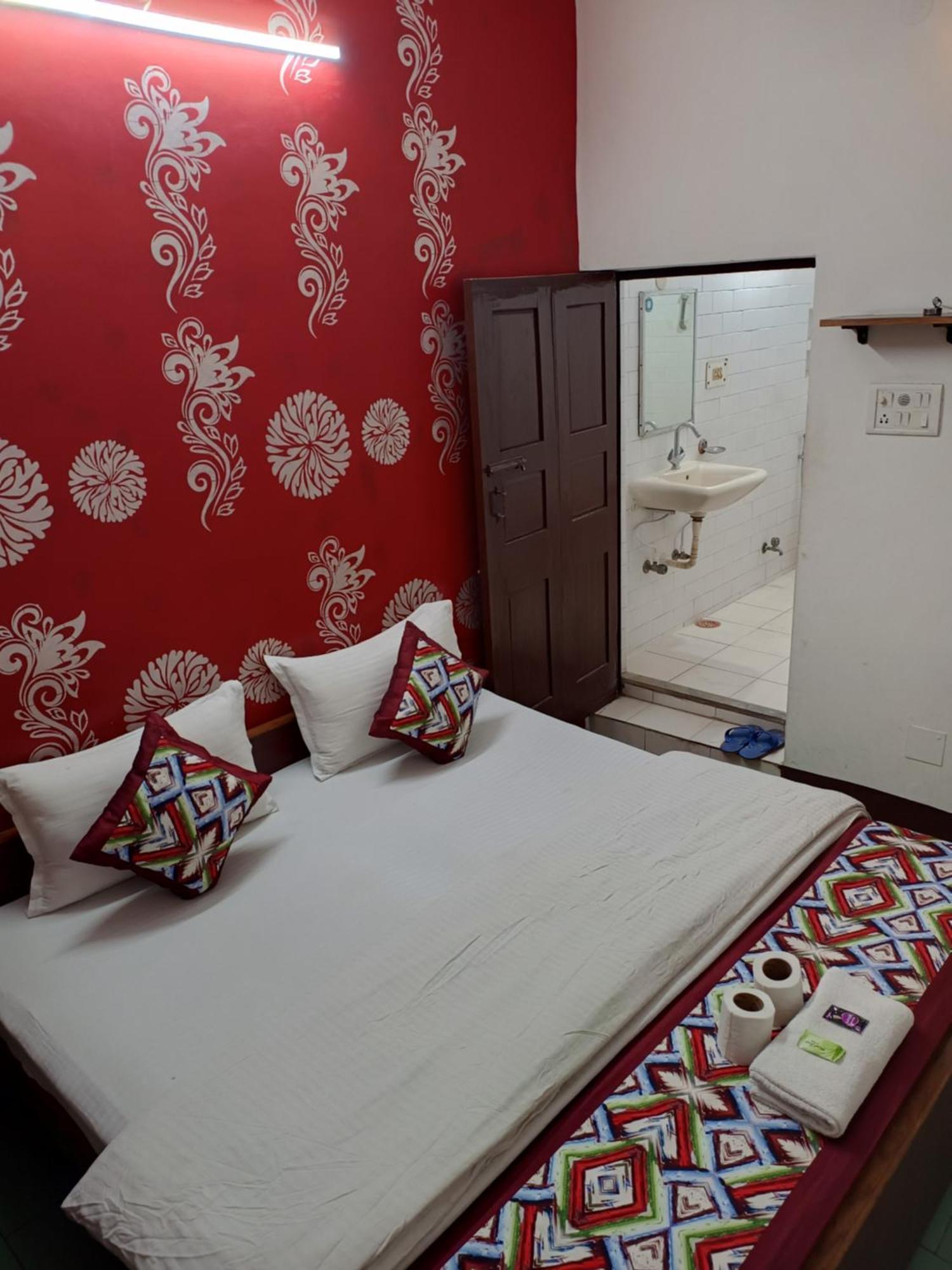 Hotel Majors Den New Delhi Exterior foto