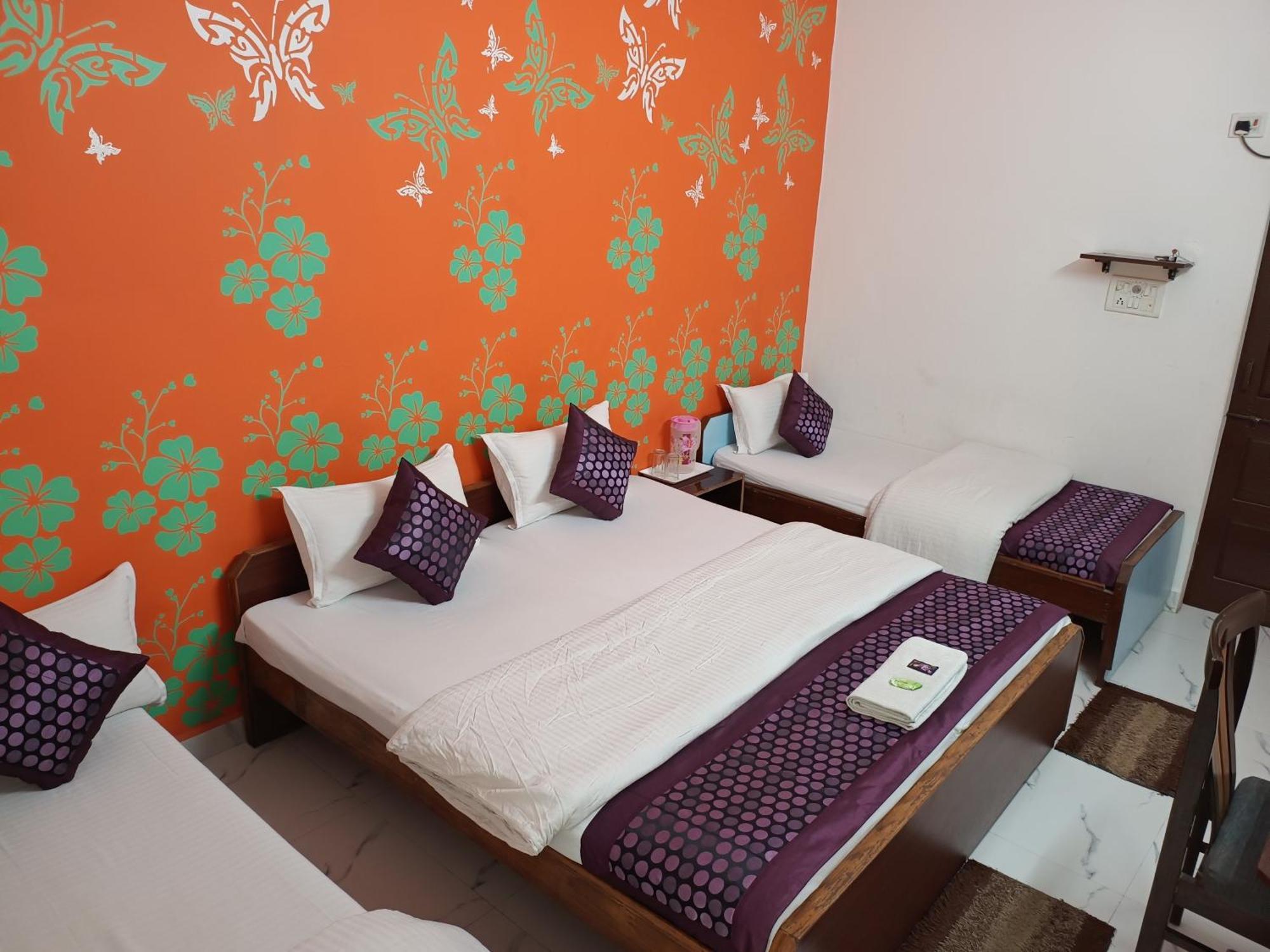 Hotel Majors Den New Delhi Exterior foto