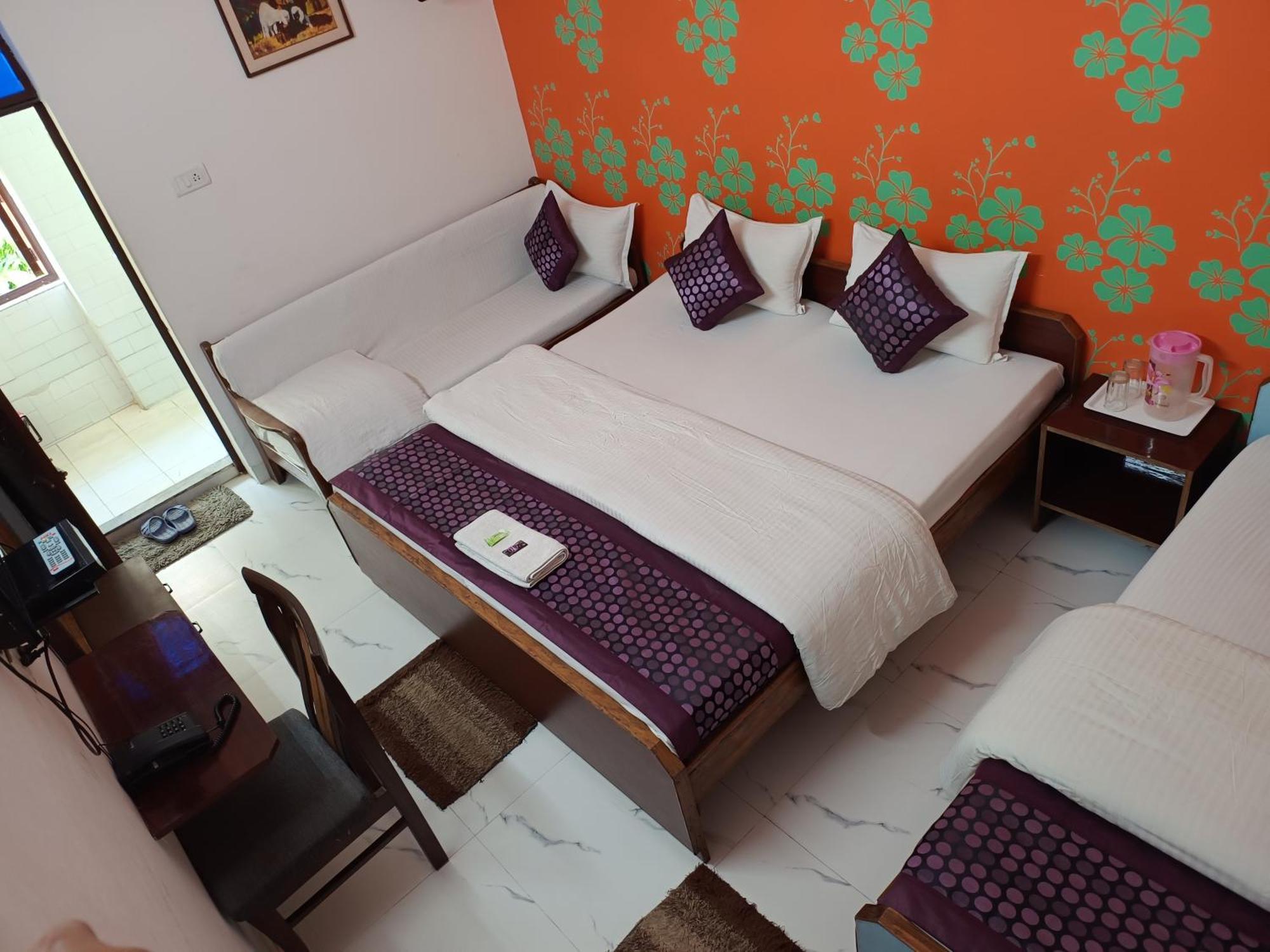 Hotel Majors Den New Delhi Exterior foto